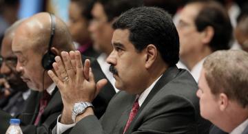 Presidente de Venezuela en reunion con otros presidentes