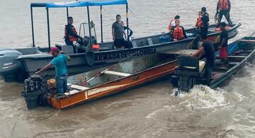 image for Rescatadas tres personas que naufragaban por el río Amazonas