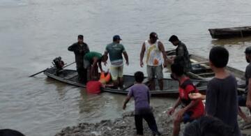 image for Barranco cai soterrando criança que pescava no Rio Solimõe