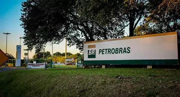 image for Petrobras anunciou reajustes nos preços da gasolina