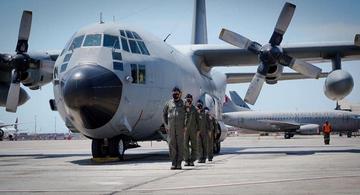 image for Aterriza en suelo peruano dos aviones Hercules KC-130 