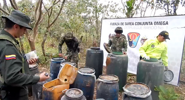 image for Fuerzas militares destruyen un deposito con mas de 2.500 artefactos explosivos en el Meta