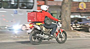 image for Entregadores de apps fazem greve nacional nesta quarta-feira