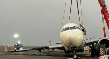 image for Airbus A320neo de Latam en proceso de remoción de Aeropuerto