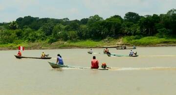 image for Emocionante campeonato de canotaje y peque-peque