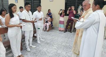 image for Eucaristia de adolescentes na comunidade do Sagrado Coração de Jesus 