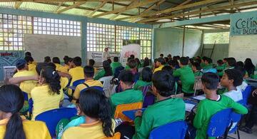 image for Puerto Nariño dialogando con los estudiantes