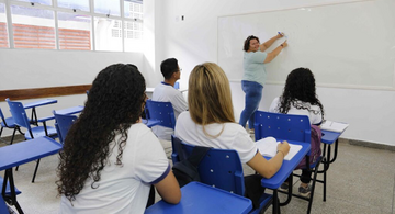image for Governo do Amazonas reafirma compromisso com educadores 