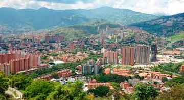 image for Agencias de viajes volvieron a abrir en Medellín