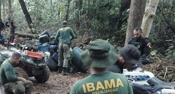 image for Desmatadores são presos em flagrante durante operação