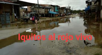 image for Moradores en el distrito de Belén afectados por las crecientes de los ríos