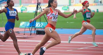 image for Cayetana Chirinos es campeona Iberoamericana Sub-18