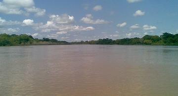 image for Piratas do Rio assaltam balsa levando ambulância fluvial