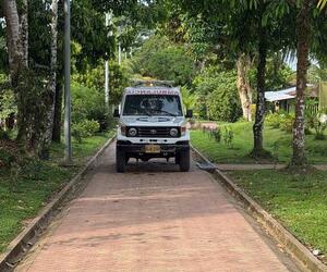 Puerto Nariño recibe nueva ambulancia de traslado asistencial image for Puerto Nariño recibe nueva ambulancia de traslado asistencial