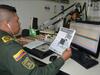 Locutor del la emisora de la policia 