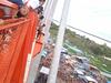 image for Captan a  joven cruzando la baranda del puente Nanay