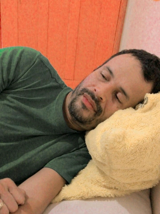 57138